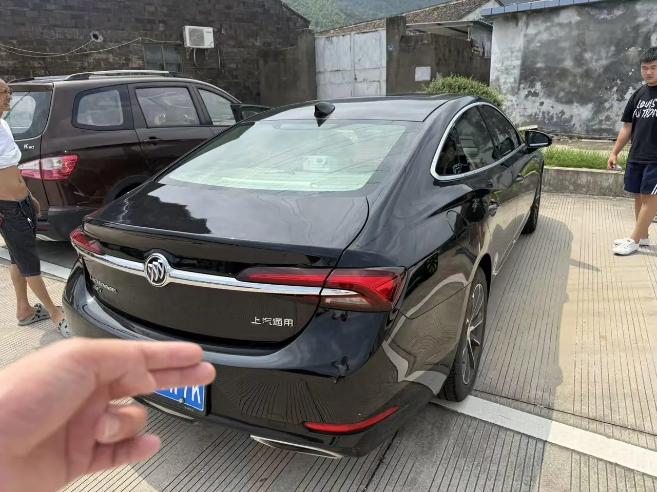 Buick 2020 LaCrosse 2.0T 652T Luxury Automatic 5