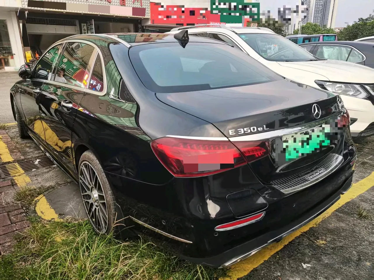 Mercedes Benz E-Class New Energy 2022 E 350 e L 2.0T Sports (Change 2) Automatic Gear 2