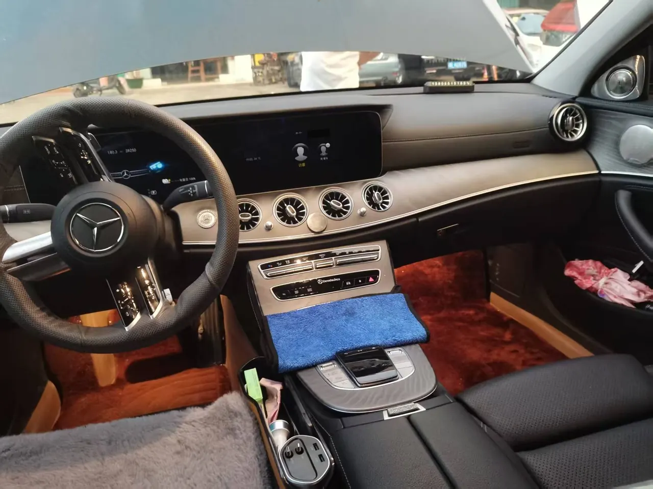 Mercedes Benz E-Class New Energy 2022 E 350 e L 2.0T Sports (Change 2) Automatic Gear 4