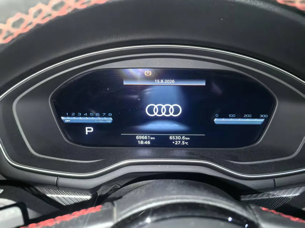 Audi 2022 A4L 2.0TFSI 40TFSI Quattro RS Kit Burning Speed Automatic 7