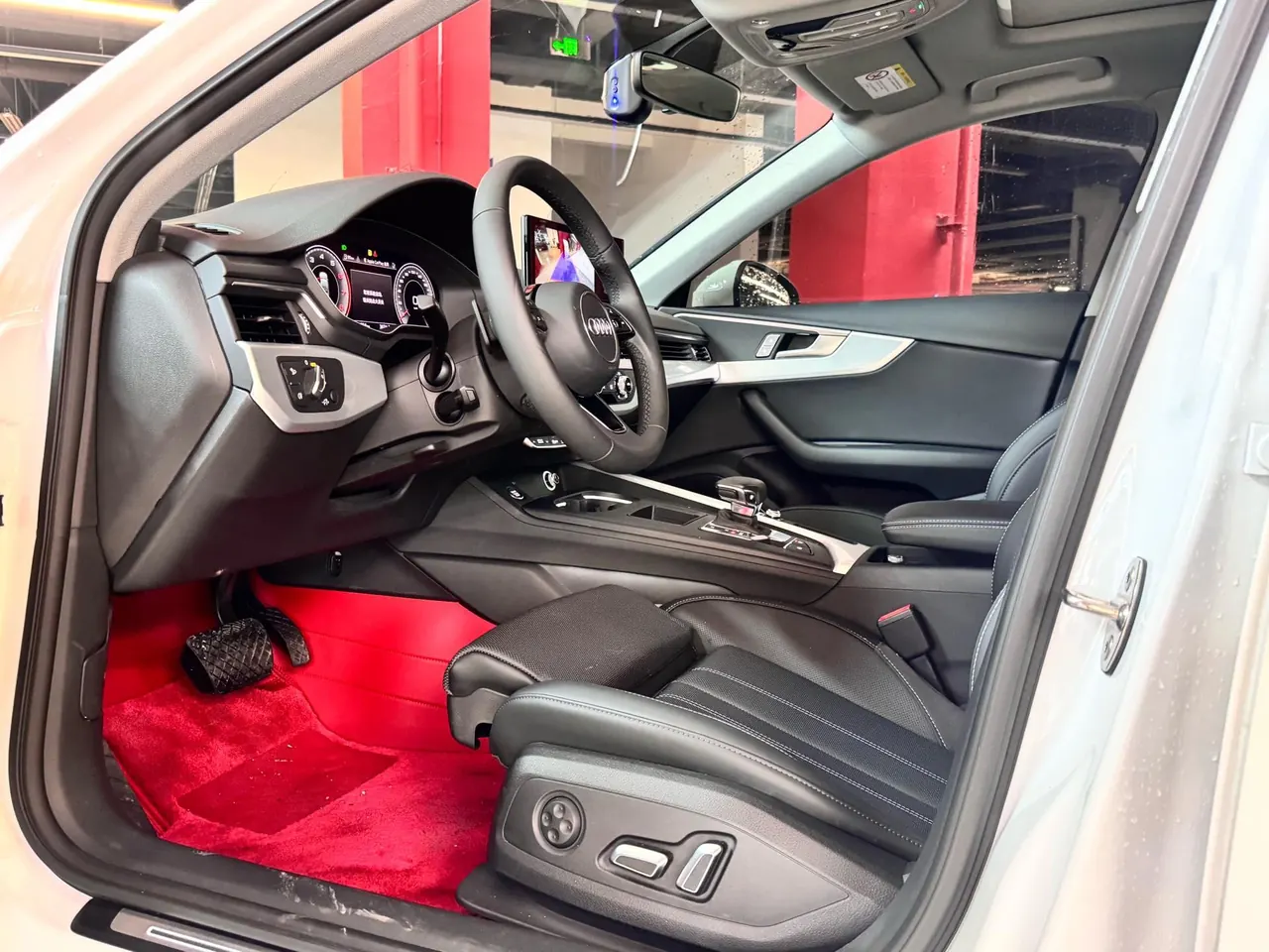 Audi 2024 A4L 2.0TFSI 40TFSI Fashion Dynamic Automatic 4