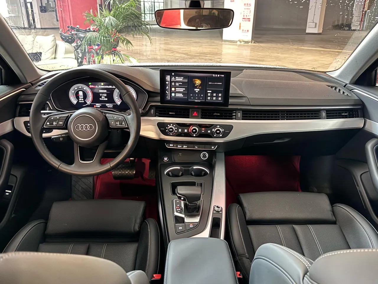 Audi 2024 A4L 2.0TFSI 40TFSI Fashion Dynamic Automatic 9