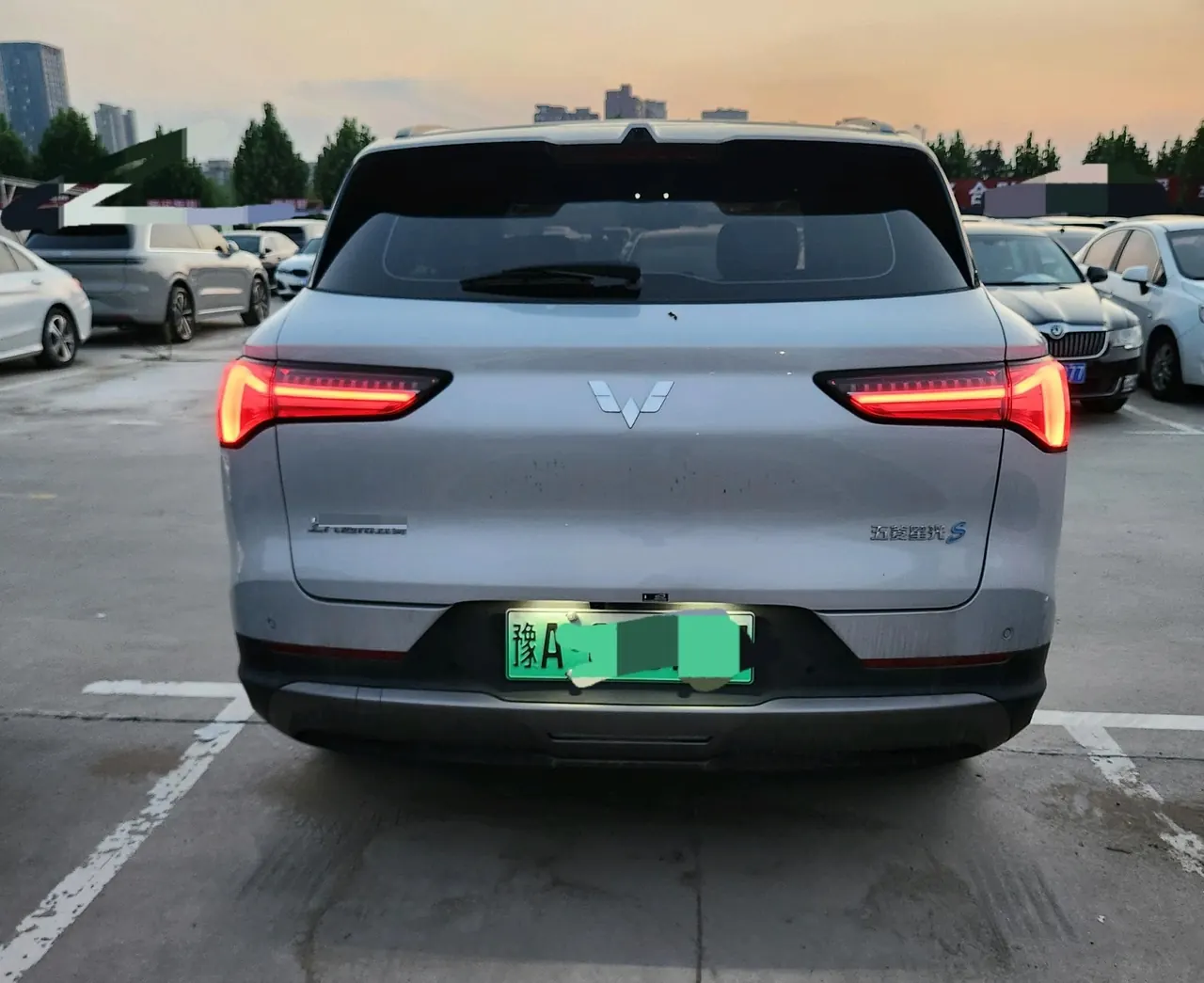 WuLing 2025 Starlight S 510km Flagship Automatic Transmission 4