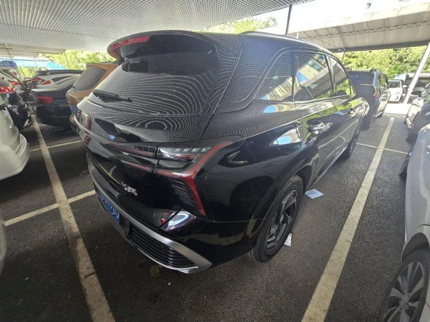 HongQi 2024 HS3 1.5T Good for Edition Automatic Gear 5