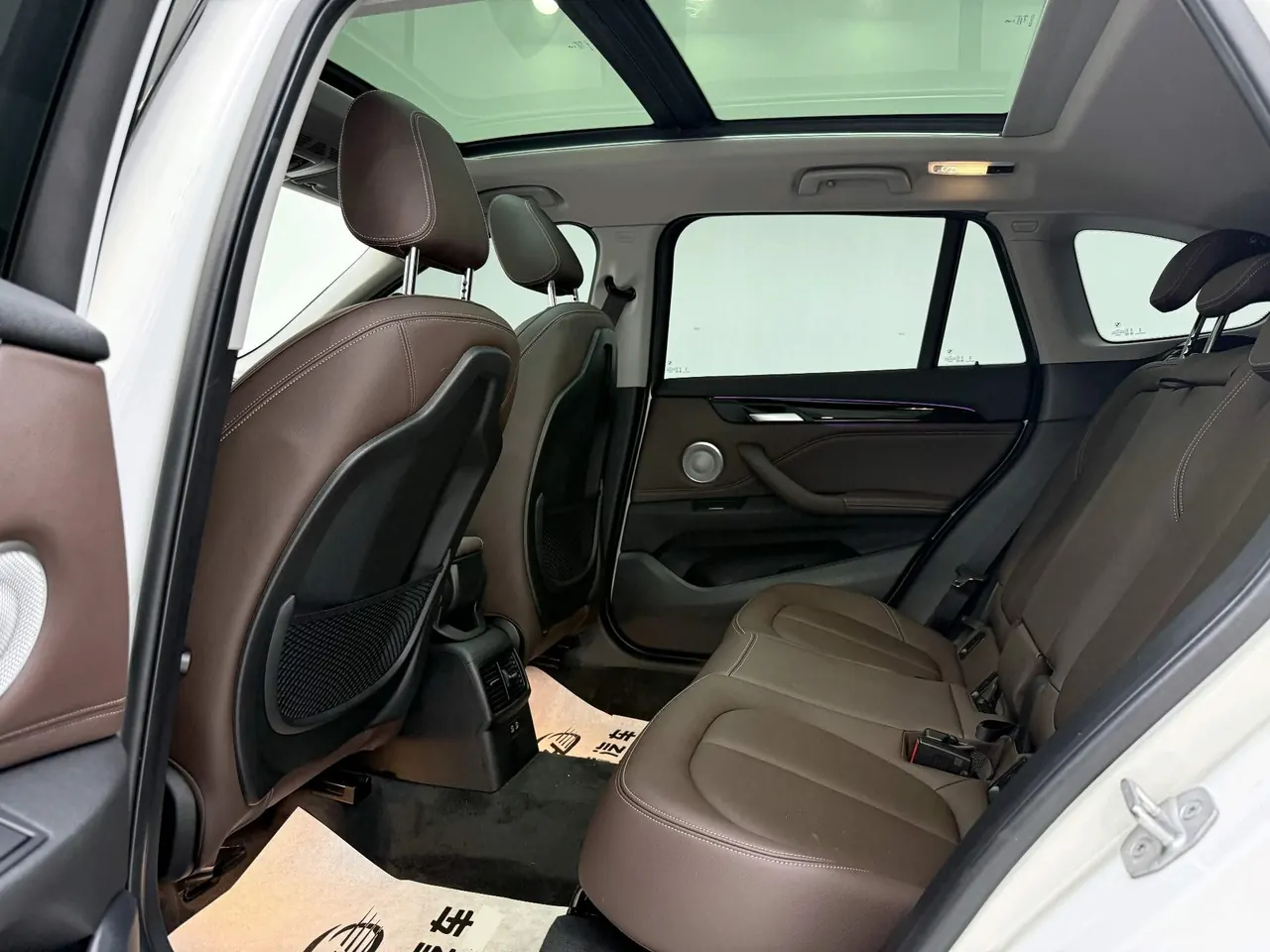 BMW 2022 X1 sDrive20Li 1.5T exclusive automatic gear 8