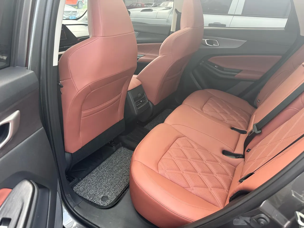 ChangAn 2024 CS55 PLUS 1.5T Honorable Automatic Gear 3