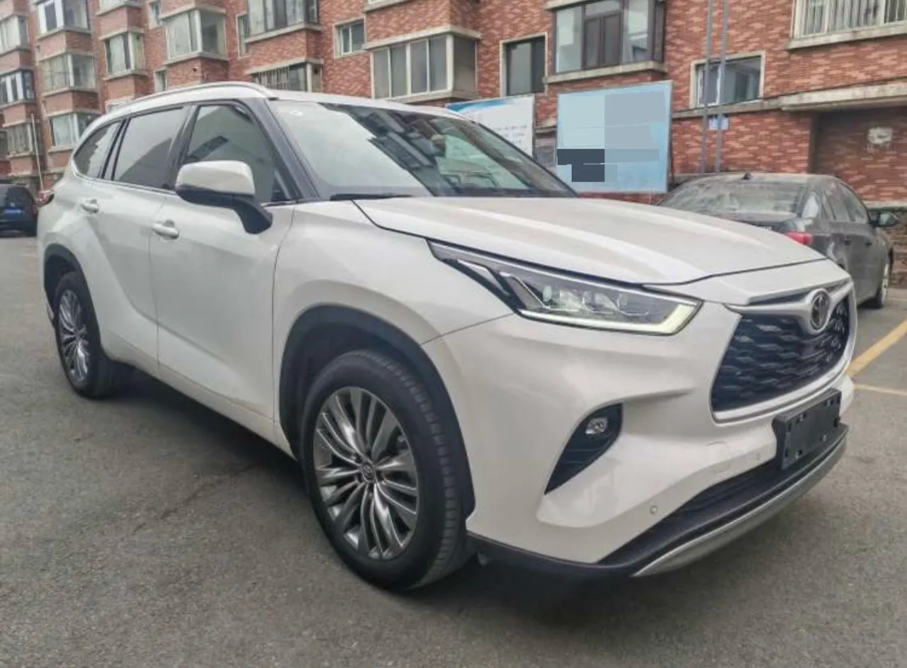 Toyota 2022 Highlander 2.0T 380T 4-wheel drive premium version 7-seat automatic gear 3