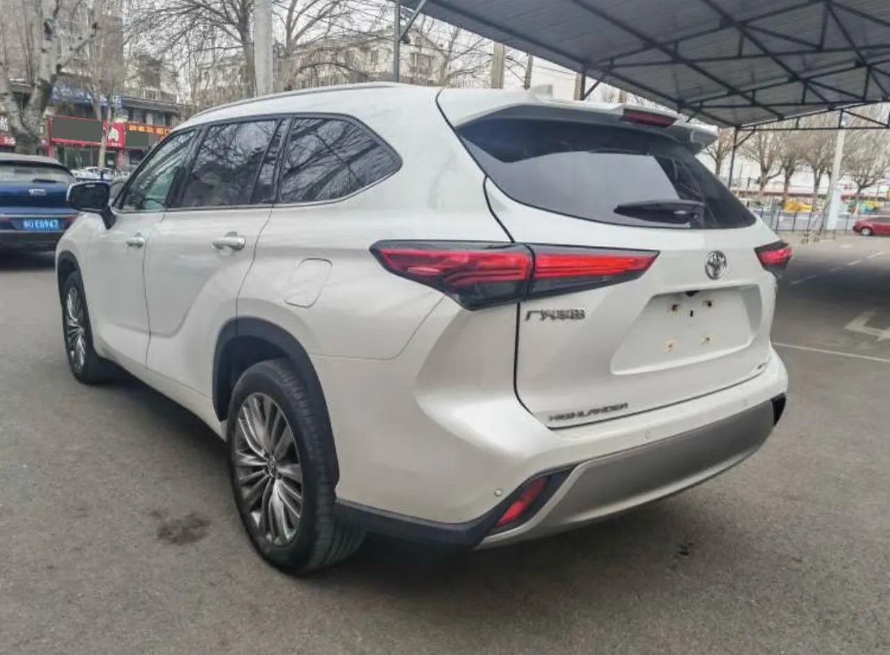 Toyota 2022 Highlander 2.0T 380T 4-wheel drive premium version 7-seat automatic gear 7