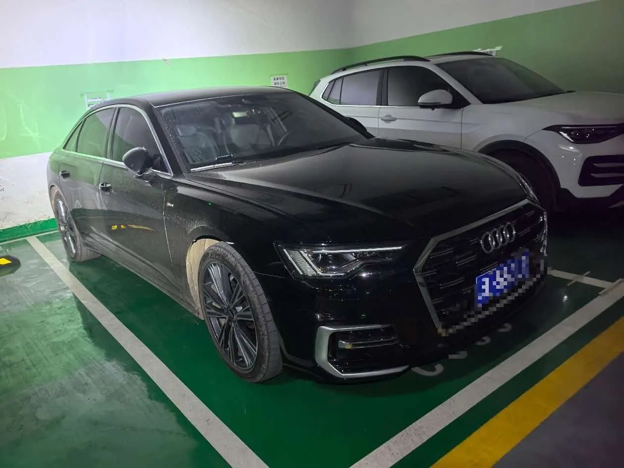 Open image lightbox: Audi 2026 A6L 2.0TFSI 45TFSI Quattro Selected Dynamic Automatic