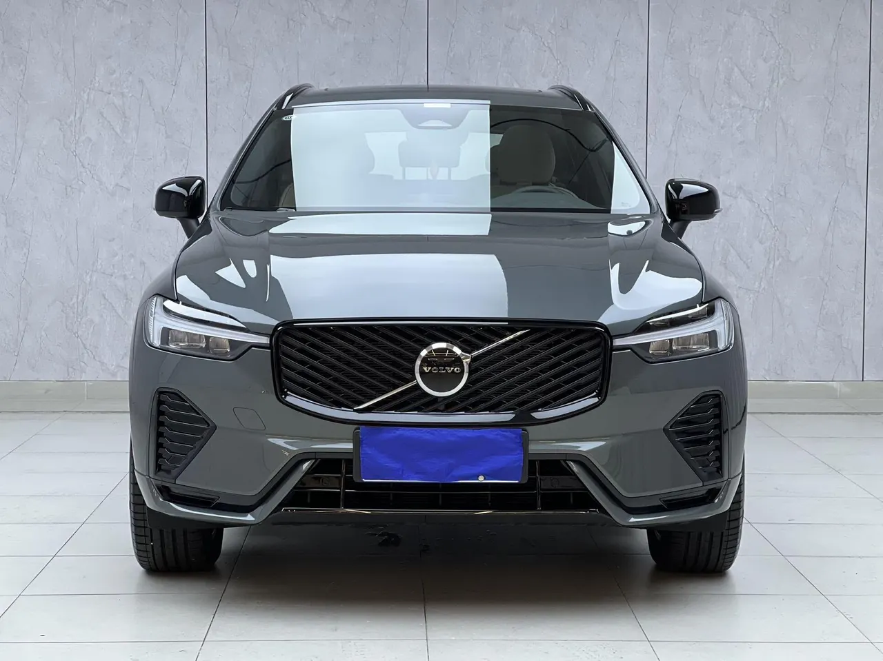 Volvo 2026 XC60 48V 2.0T B5 4WD Zhiyuan Sports Edition Automatic Gear 2