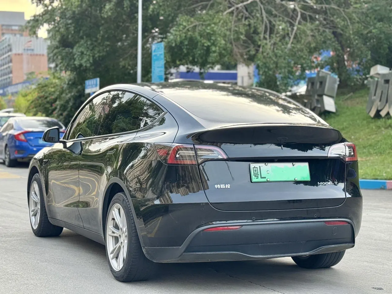 Tesla 2022 Model Y rear-wheel drive version (facelift) automatic gear 7