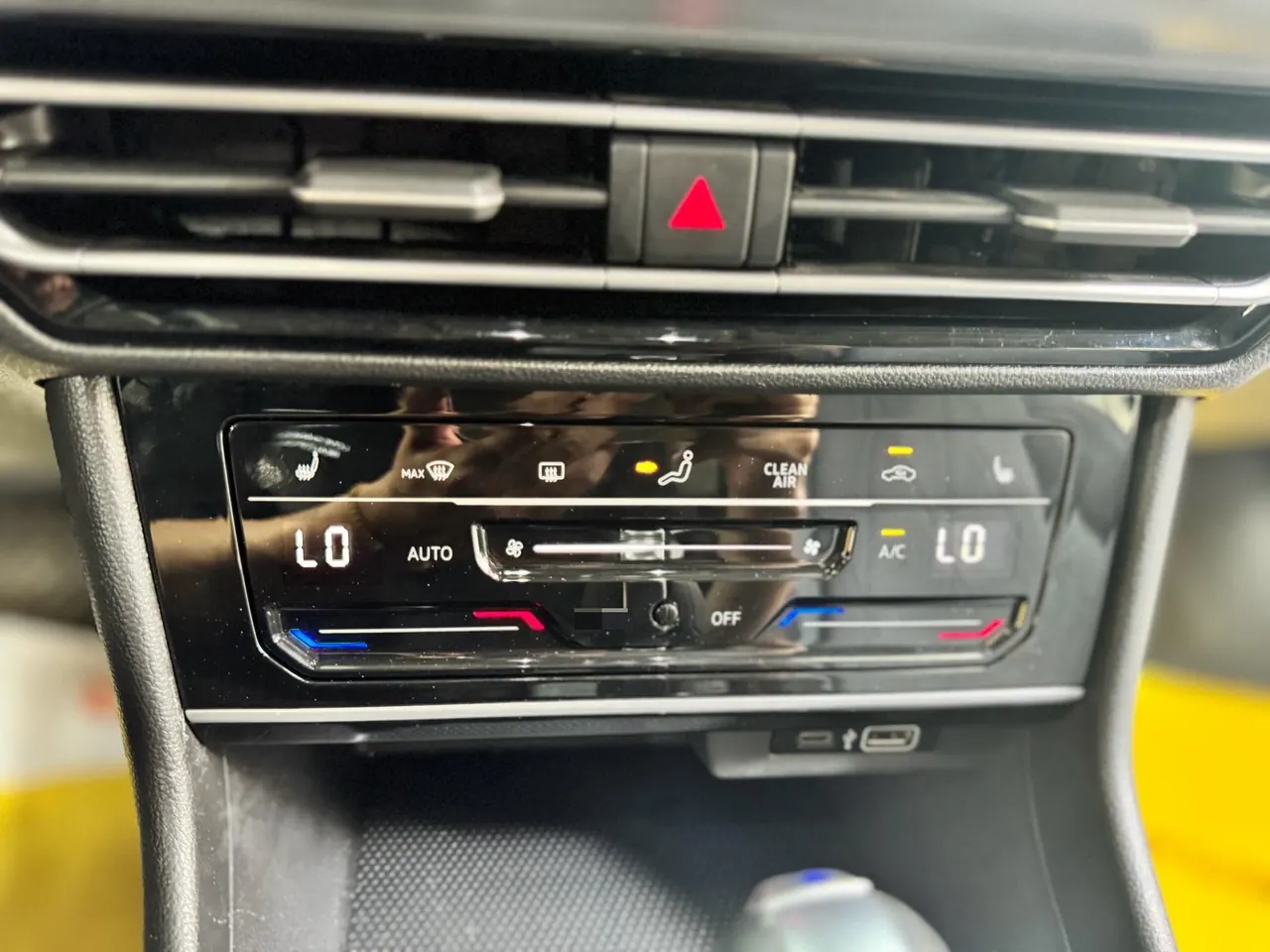 Volkswagen 2024 LaVida 1.5 Star 5 Million Edition Automatic Gear 8