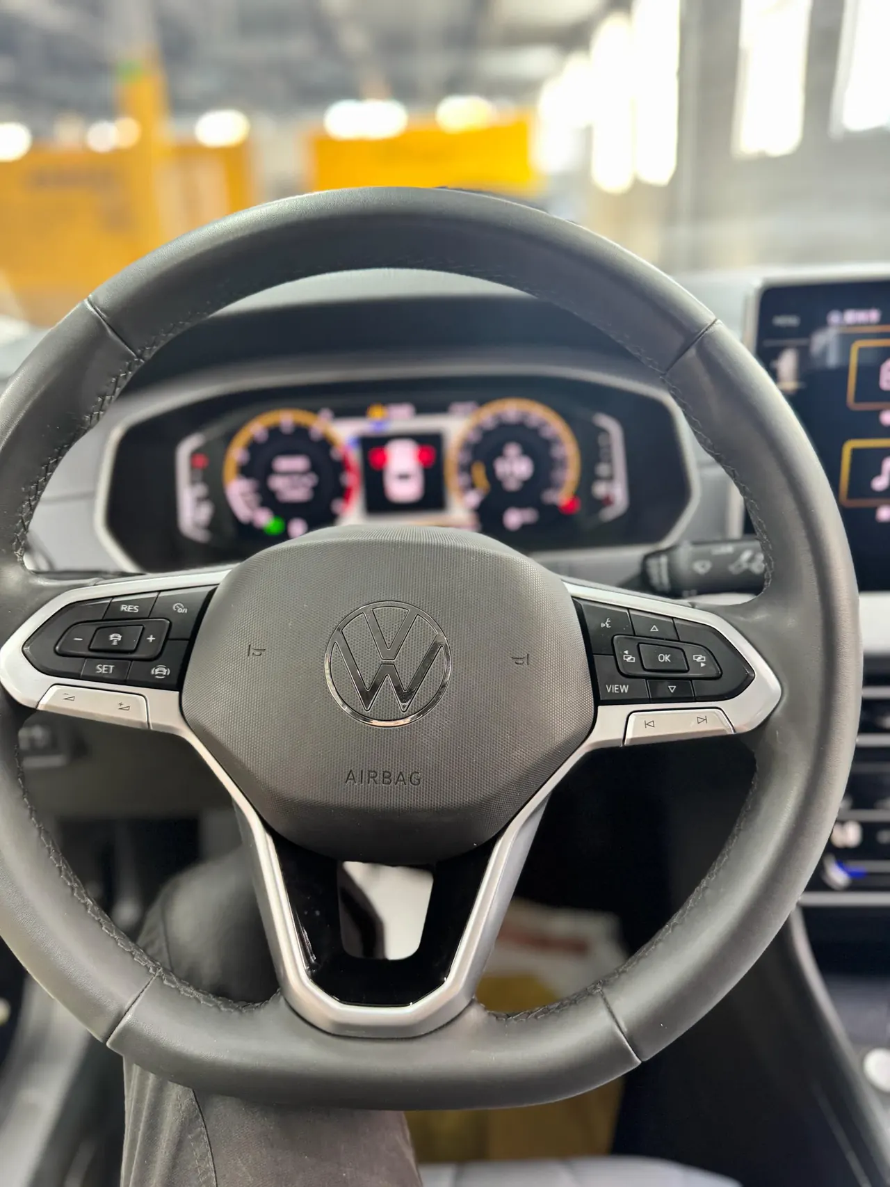 Volkswagen 2024 LaVida 1.5 Star 5 Million Edition Automatic Gear 9