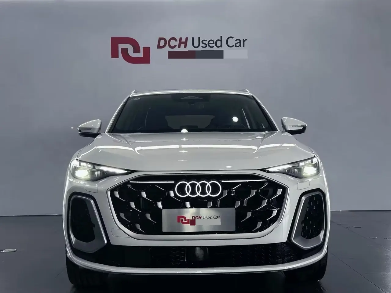 Audi 2026 Q5L 2.0T Smart Hybrid Luxury Automatic Gear 3