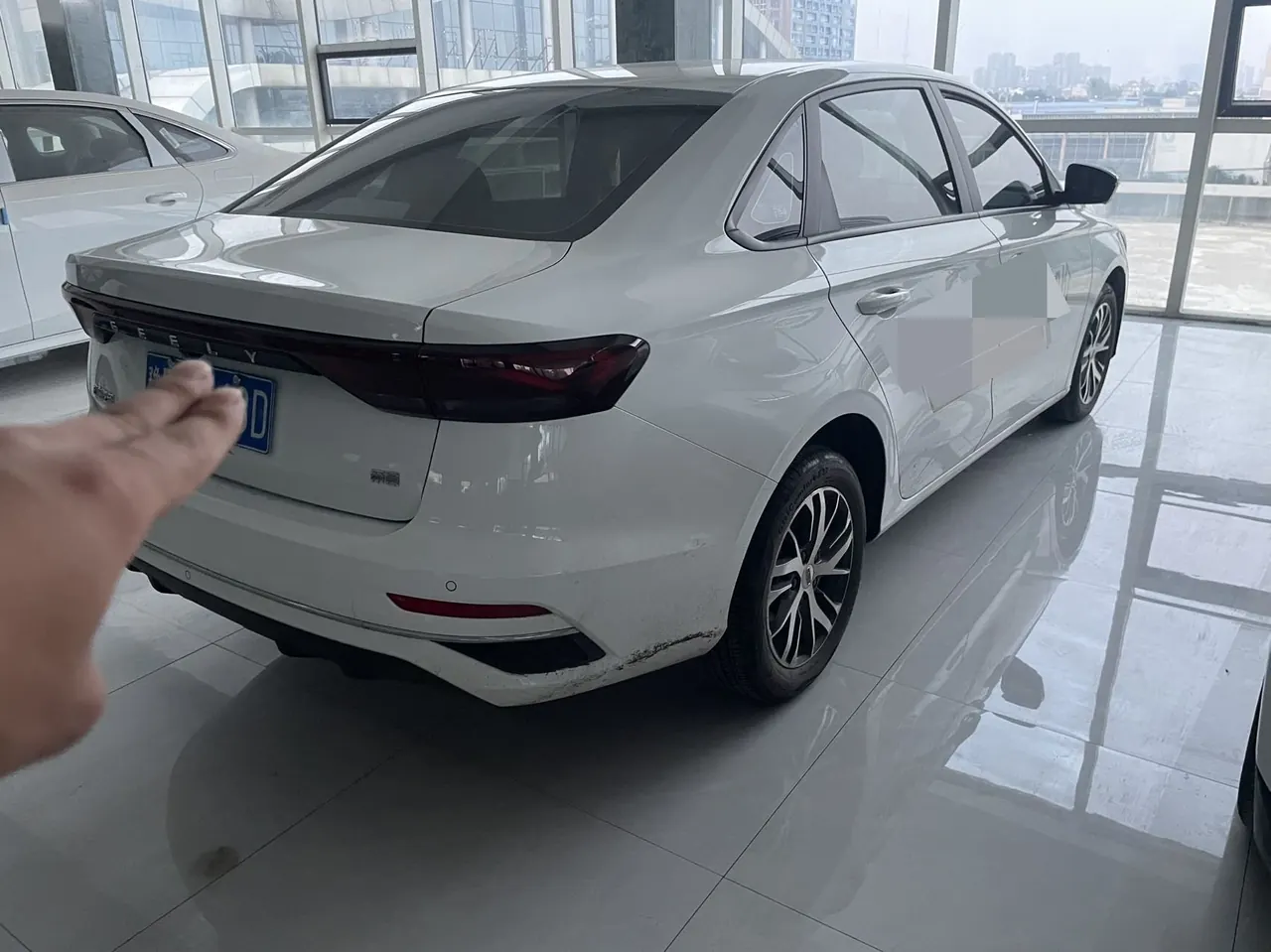 Geely 2026 Emgrand-Sanxiang 1.5 Stepless 4 million Commemorative Exceed Automatic 5