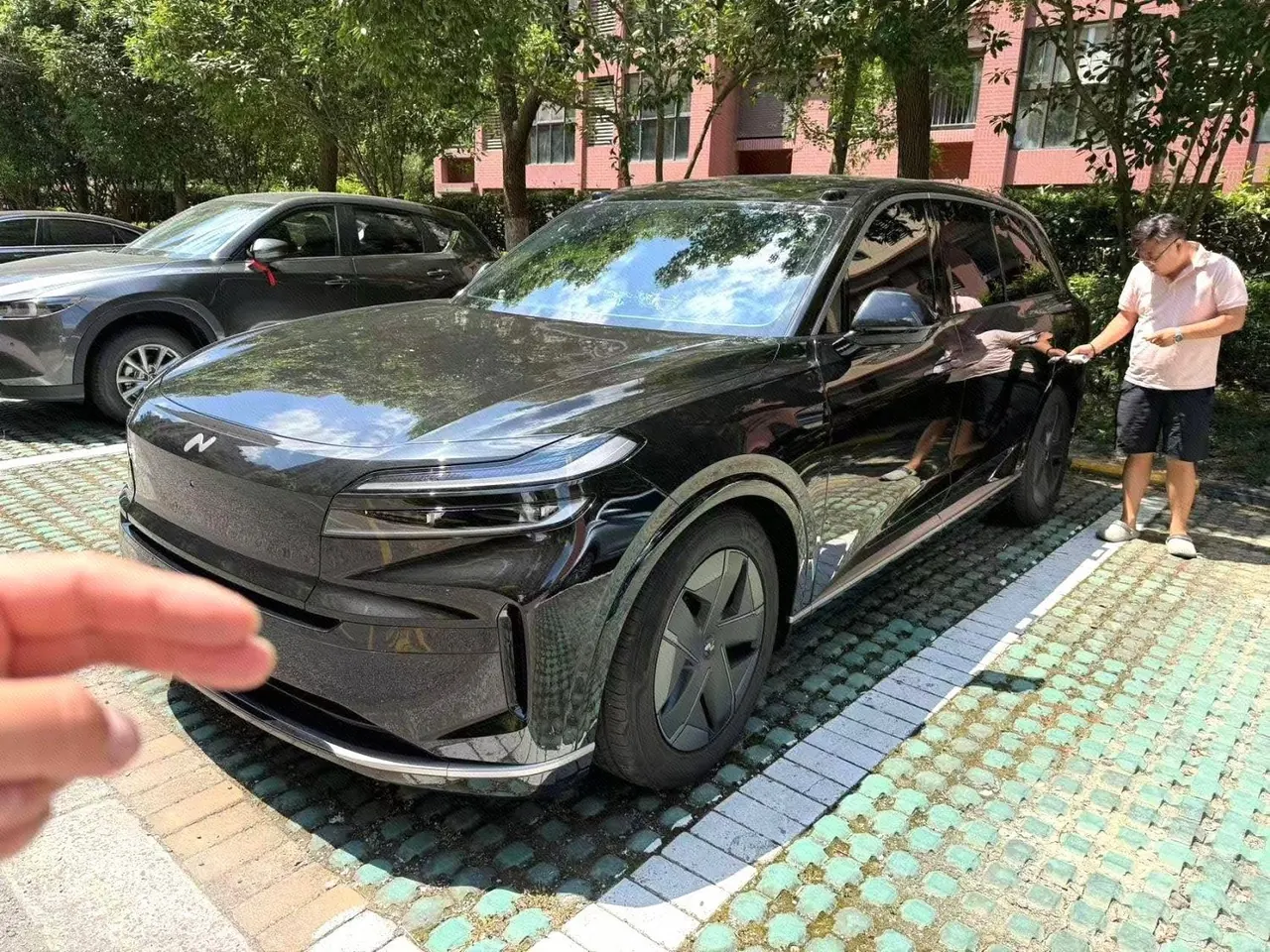 Open image lightbox: ONVO 2025 L90 Max six-seat automatic gear