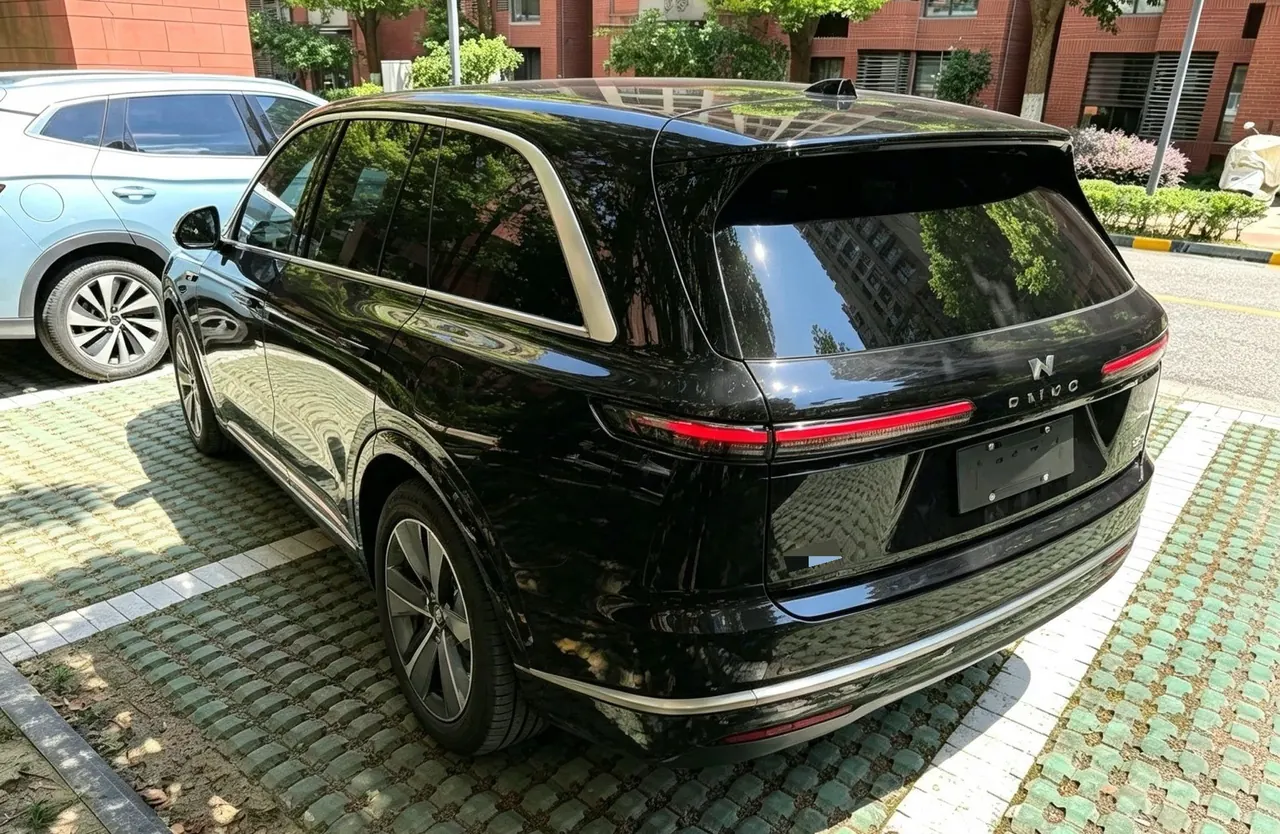 ONVO 2025 L90 Max six-seat automatic gear 5
