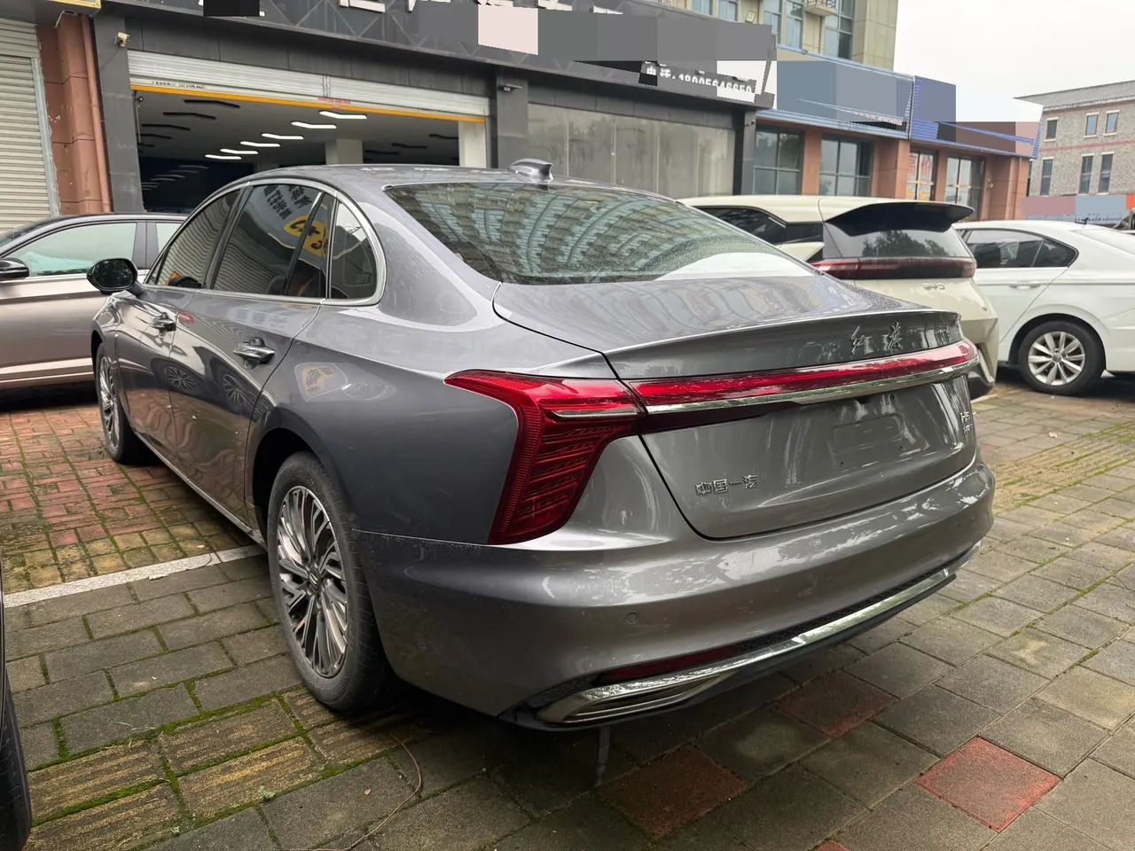 HongQi 2023 H5 HEV 1.5T stepless smart flag smooth version of automatic gear 4
