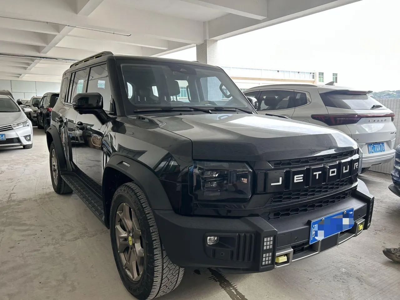 Jetour 2023 Traveler 2.0T Four-wheel Drive Conquers Automatic Gear 2