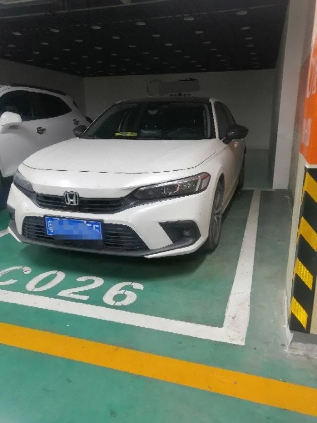 Open image lightbox: Honda 2023 Civic 1.5T CVT 240TURBO Sporty Edition Automatic
