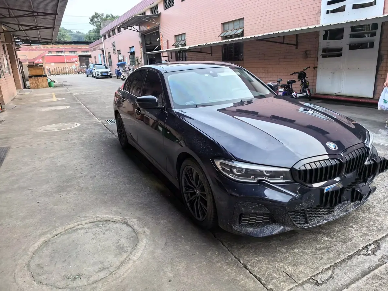 BMW 3 Series 2020 325i 2.0T M Sports Suit Automatic Gear 2