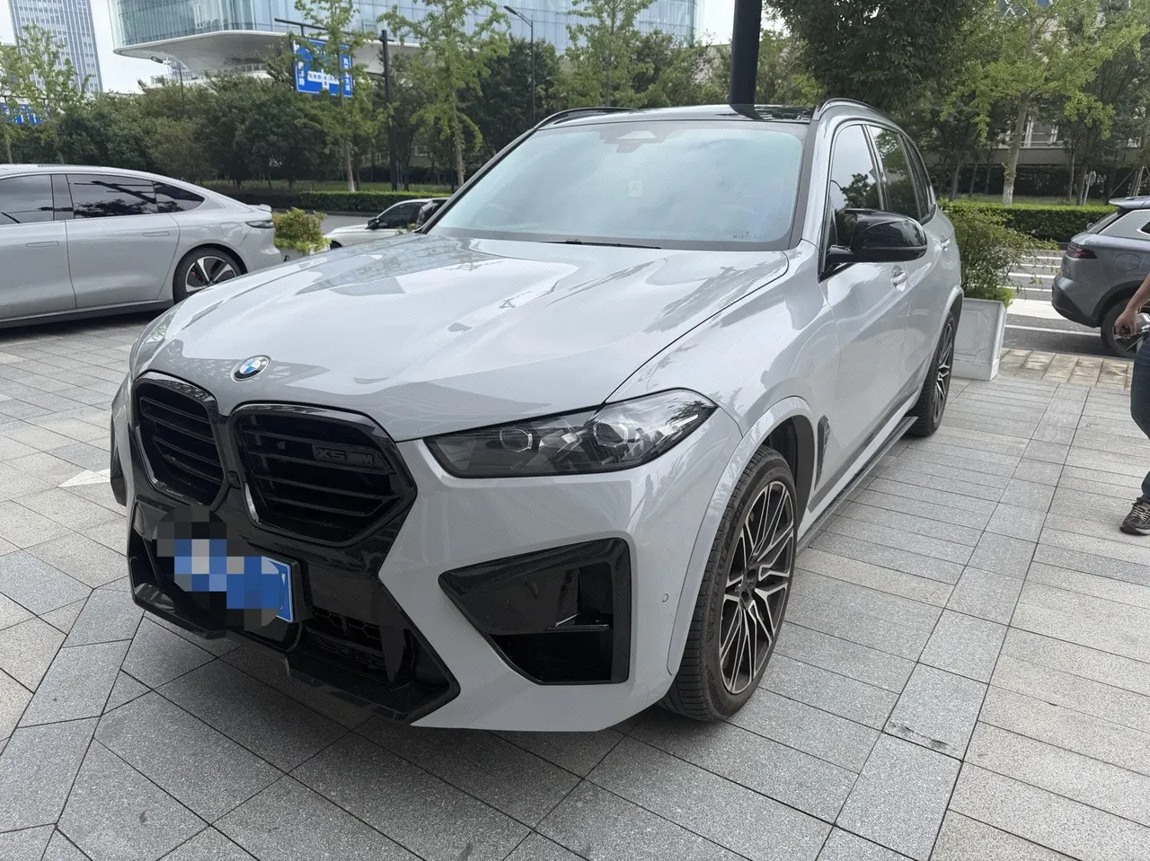 Open image lightbox: BMW 2023 X5 xDrive30Li 48V 2.0T exclusive M sports suit automatic gear