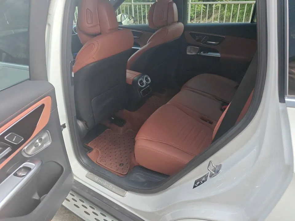 Mercedes Benz 2023 GLC 300 L 4MATIC 48V 2.0T Luxury 7-seat Automatic Gear 6