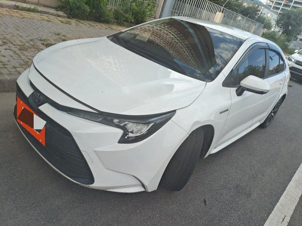 打开图片灯箱:Toyota 2023 Lei Ling Shuangqing 1.8 Stepless Intelligent Electric Hybrid Leading Edition Automatic Gear