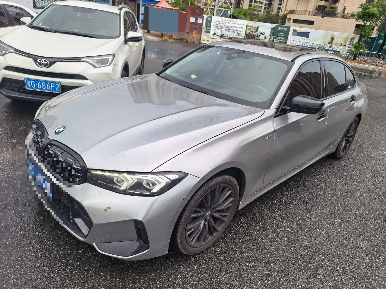 打开图片灯箱:BMW 3 Series 2023 325Li 2.0T M Sports Obsidian Night Suit Automatic Gear