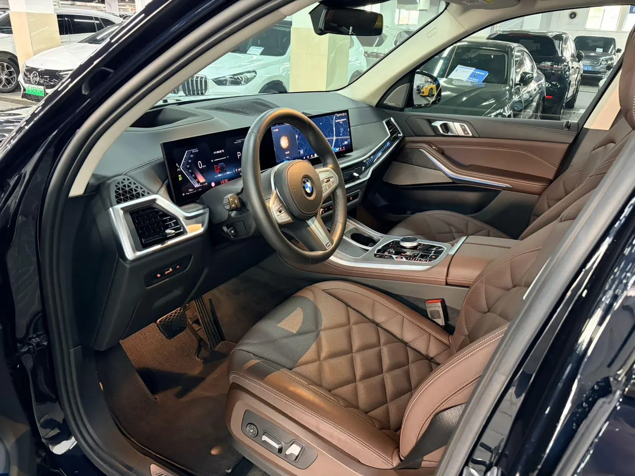 BMW 2023 X5 xDrive30Li 48V 2.0T exclusive m sports obsidian night suit automatic gear 6