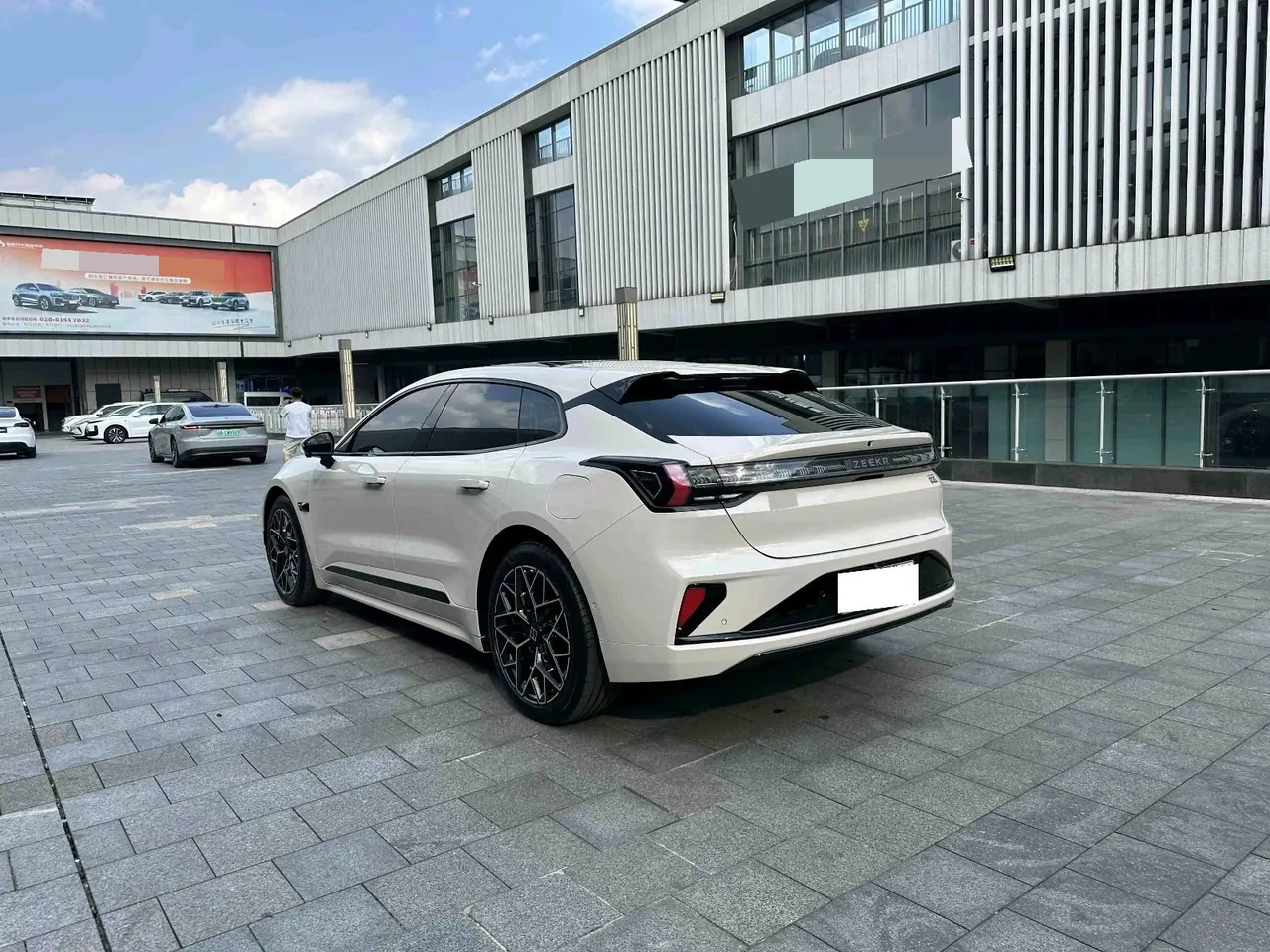 Zeekr 2025 Zeekr 001 WE Edition 95kWh Four-wheel Drive Automatic 4