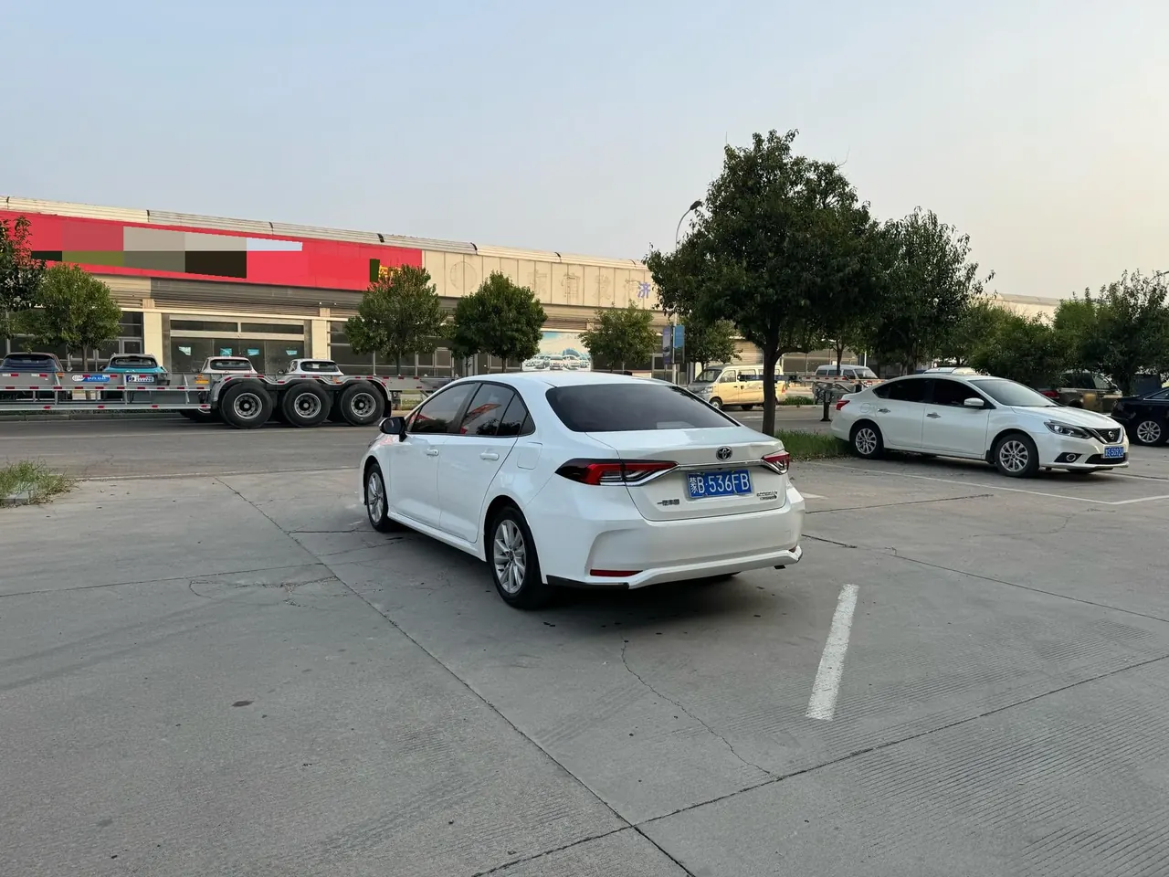 Toyota 2023 Corolla Double Engine 1.8 Stepless Intelligent Electric Hybrid Elite Automatic Gear 3