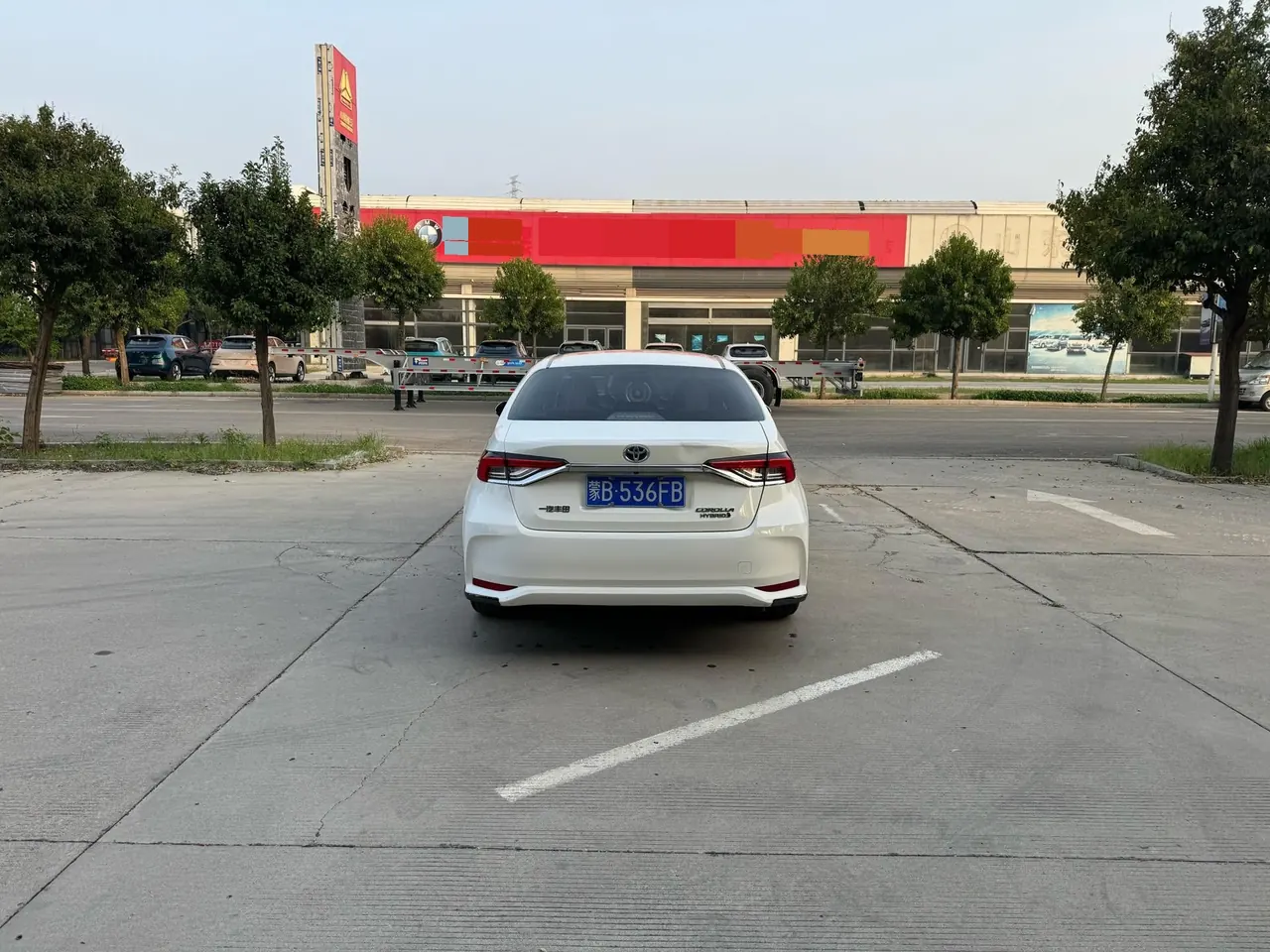 Toyota 2023 Corolla Double Engine 1.8 Stepless Intelligent Electric Hybrid Elite Automatic Gear 6
