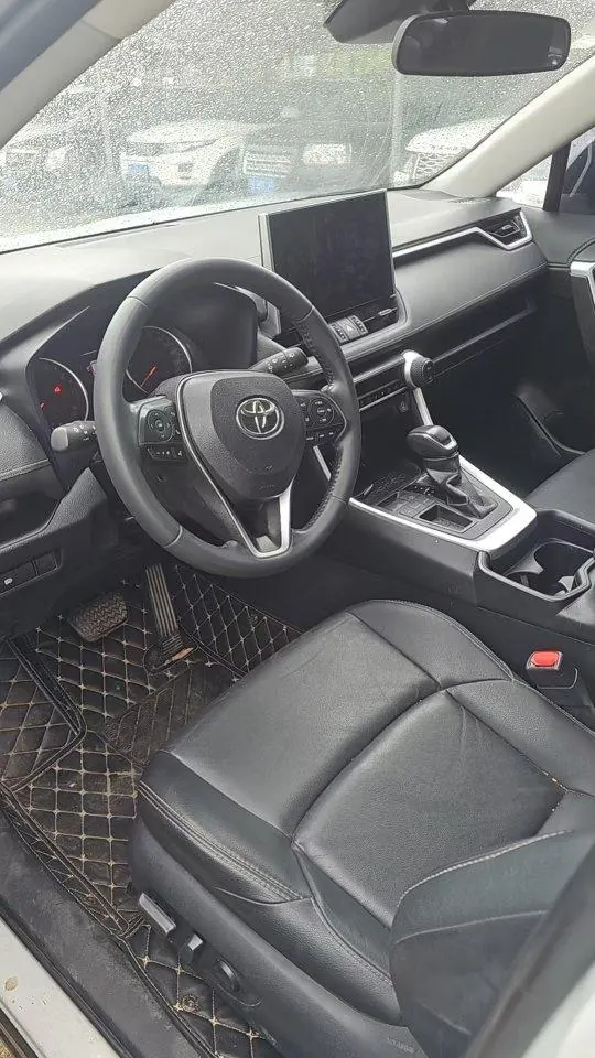 Toyota 2021 Willanda 2.0 Stepless Two-Drive Deluxe Automatic Gear 3