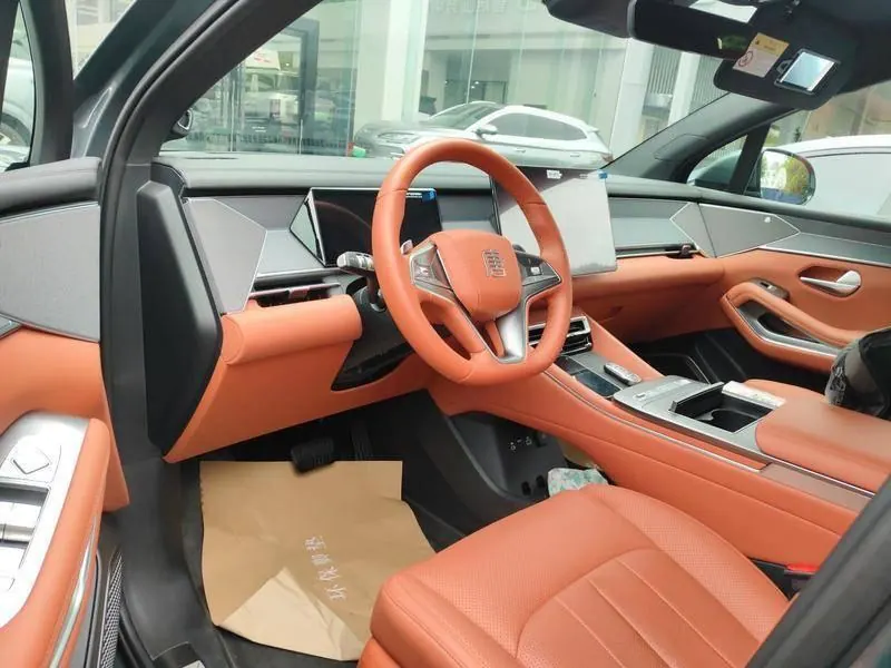 BYD 2025 Tang L EV 600KM four-wheel drive laser Radar flagship automatic gear 4