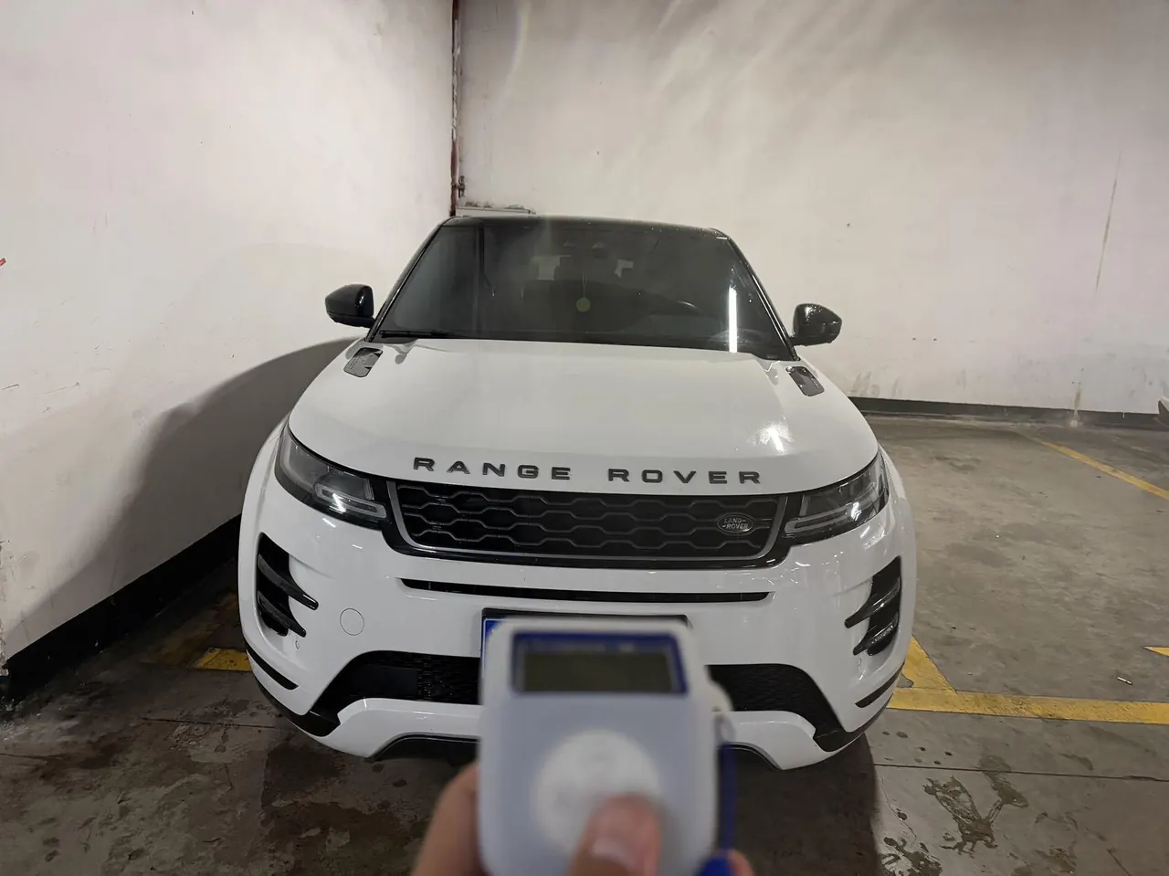 Land Rover 2020 Range Rover Aurora 48V 2.0T 249PS R-DYNAMIC SE Sports Technology Edition Automatic Gear 3