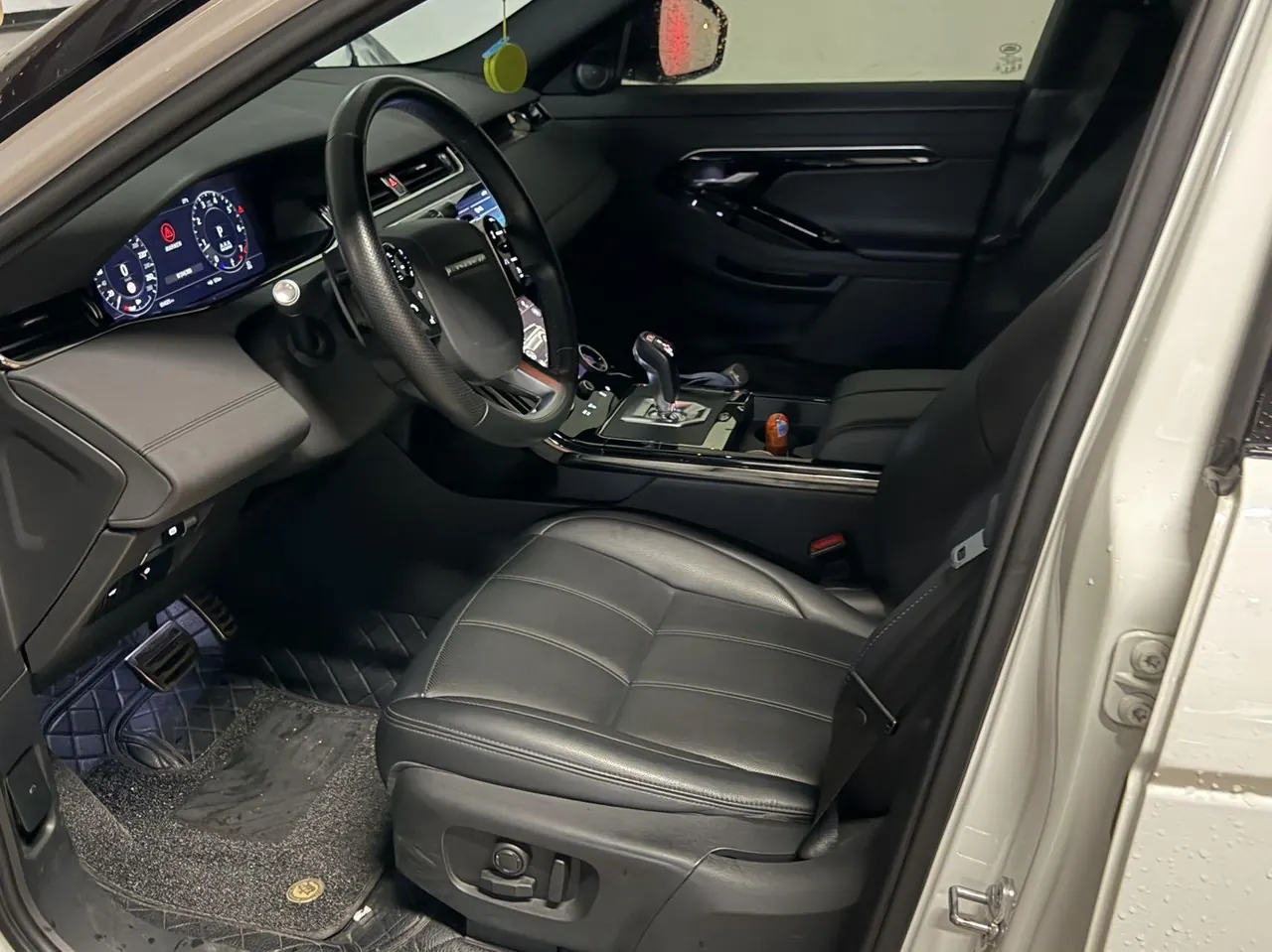 Land Rover 2020 Range Rover Aurora 48V 2.0T 249PS R-DYNAMIC SE Sports Technology Edition Automatic Gear 5