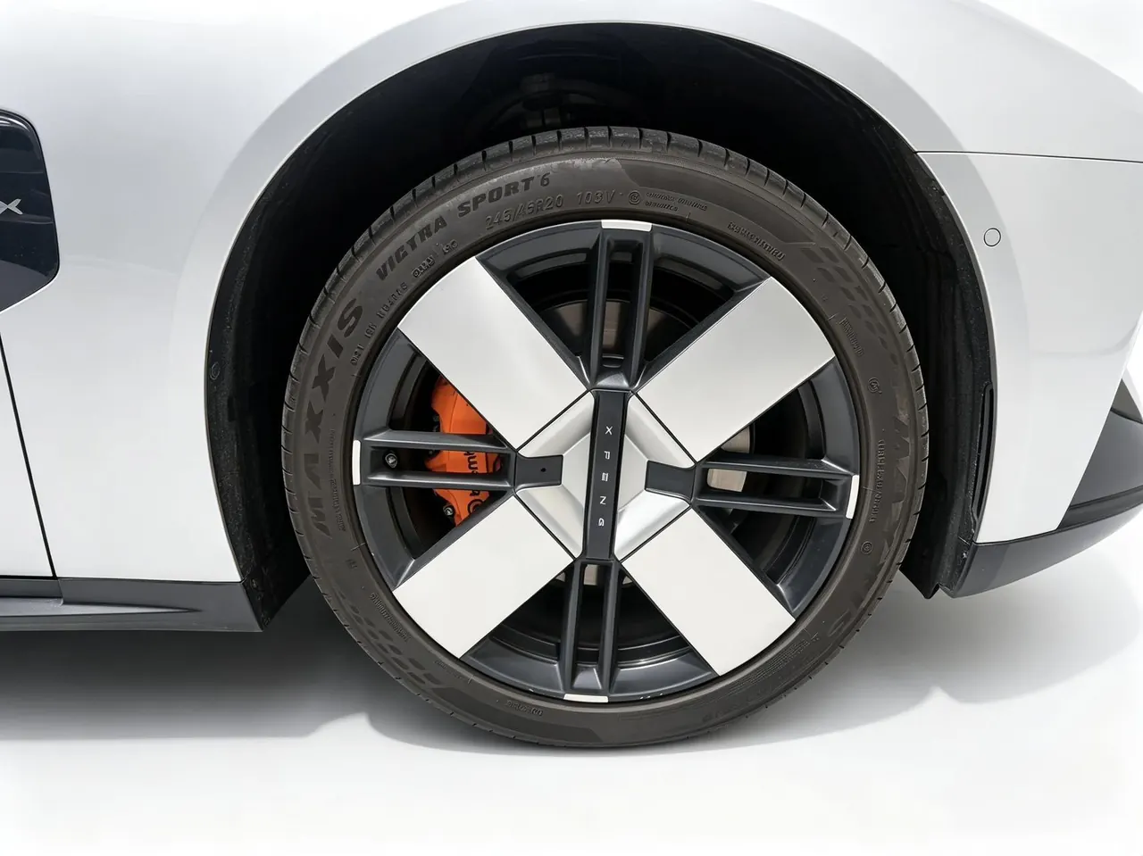 Xpeng 2025 P 7 702km long endurance automatic gear 11