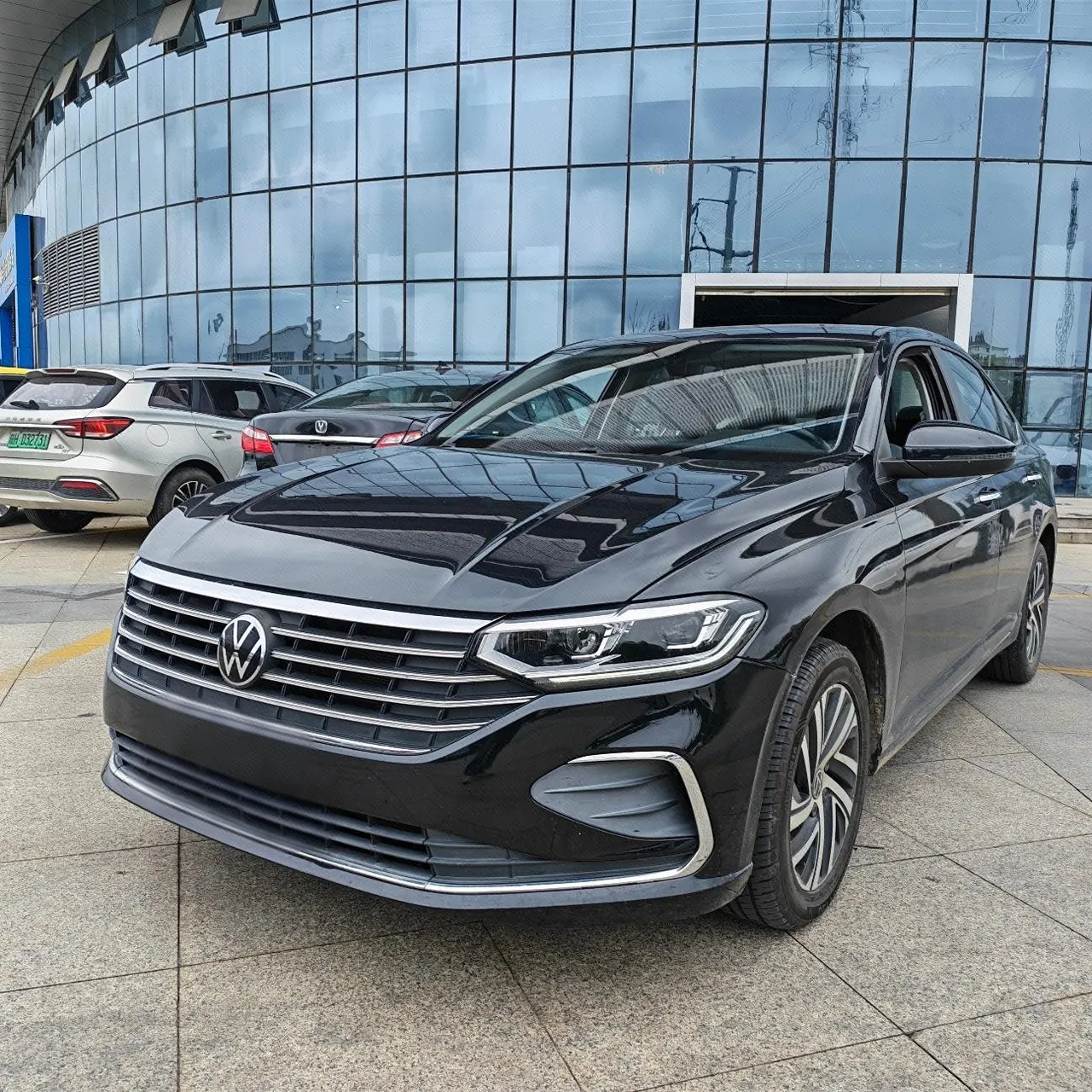 Open image lightbox: Volkswagen 2023 Lavida 1.4TSI 280TSI Full Escape Automatic Gear