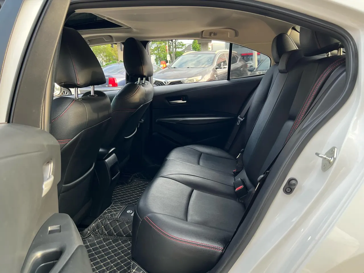 Toyota 2021 corolla 1.2T stepless elite PLUS version of automatic gear 5