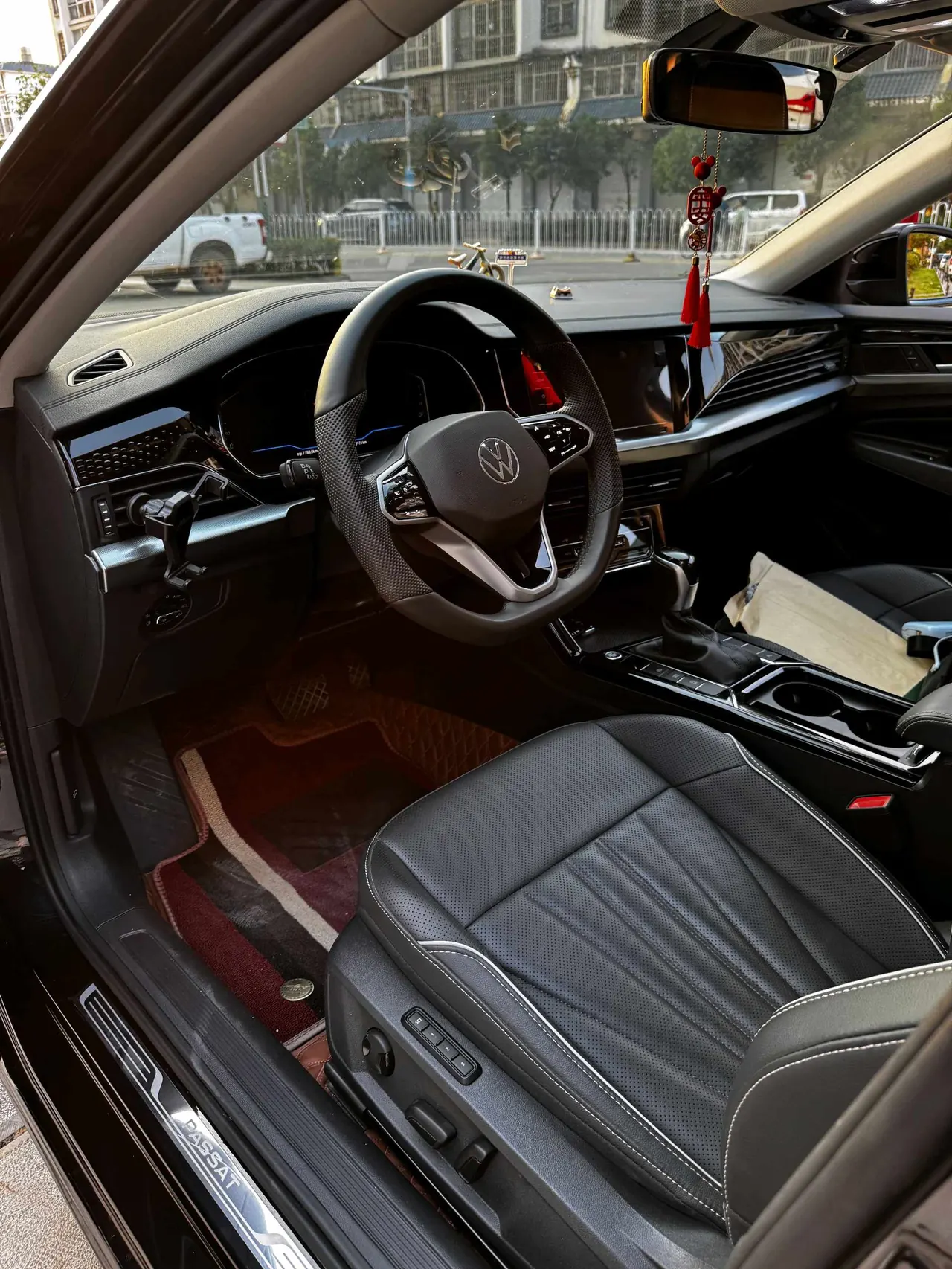 Volkswagen 2024 Passat 2.0TSI 380TSI Longteng Edition Automatic Gear 2