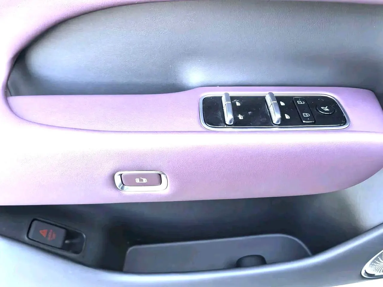 Voyah 2025 FREE Rear Drive Dry Kun Edition Automatic Gear 8