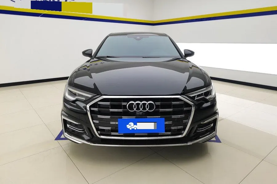 Audi 2024 A6L 2.0TFSI 45TFSI Quattro Selected Dynamic Automatic 3