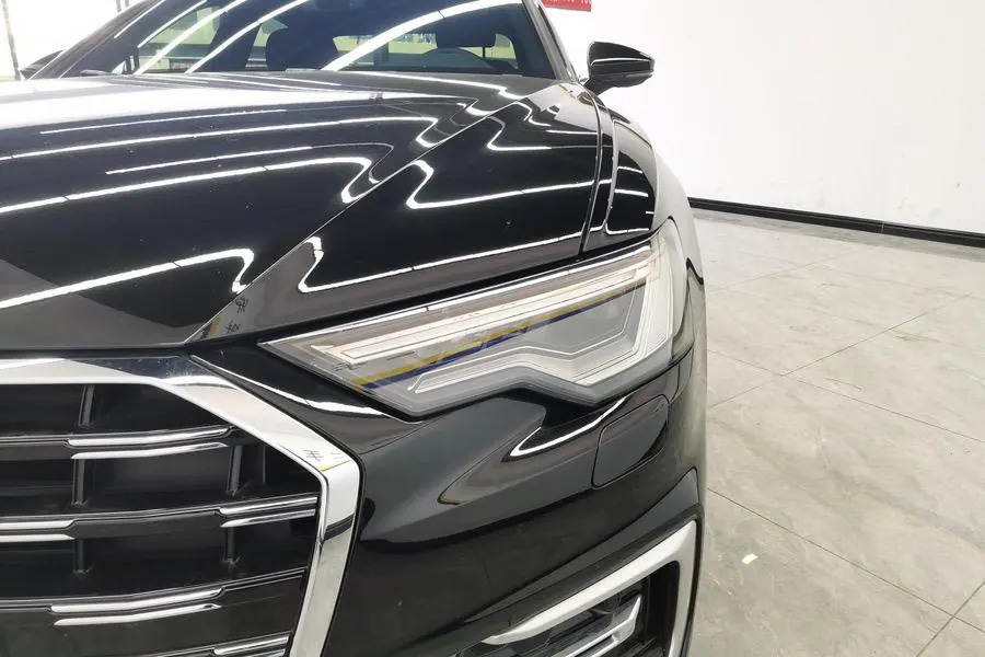 Audi 2024 A6L 2.0TFSI 45TFSI Quattro Selected Dynamic Automatic 4