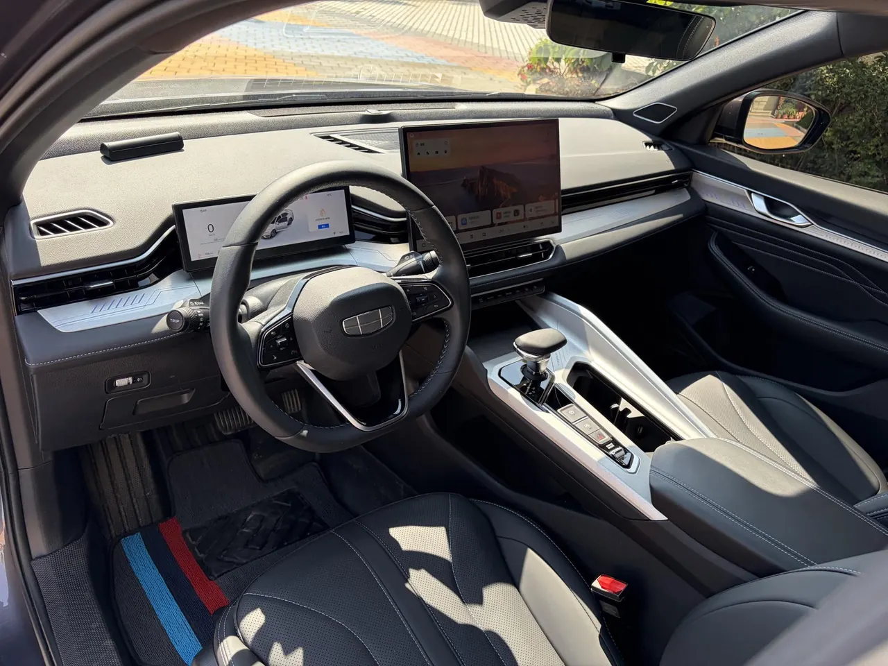 Geely 2025 Star Rui 1.5TD Oriental Obsidian Kunlun Edition Automatic Gear 5