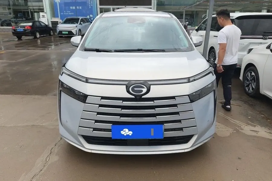 GAC Trumpchi 2024 E8 2.0 150km MAX Automatic Transmission 3