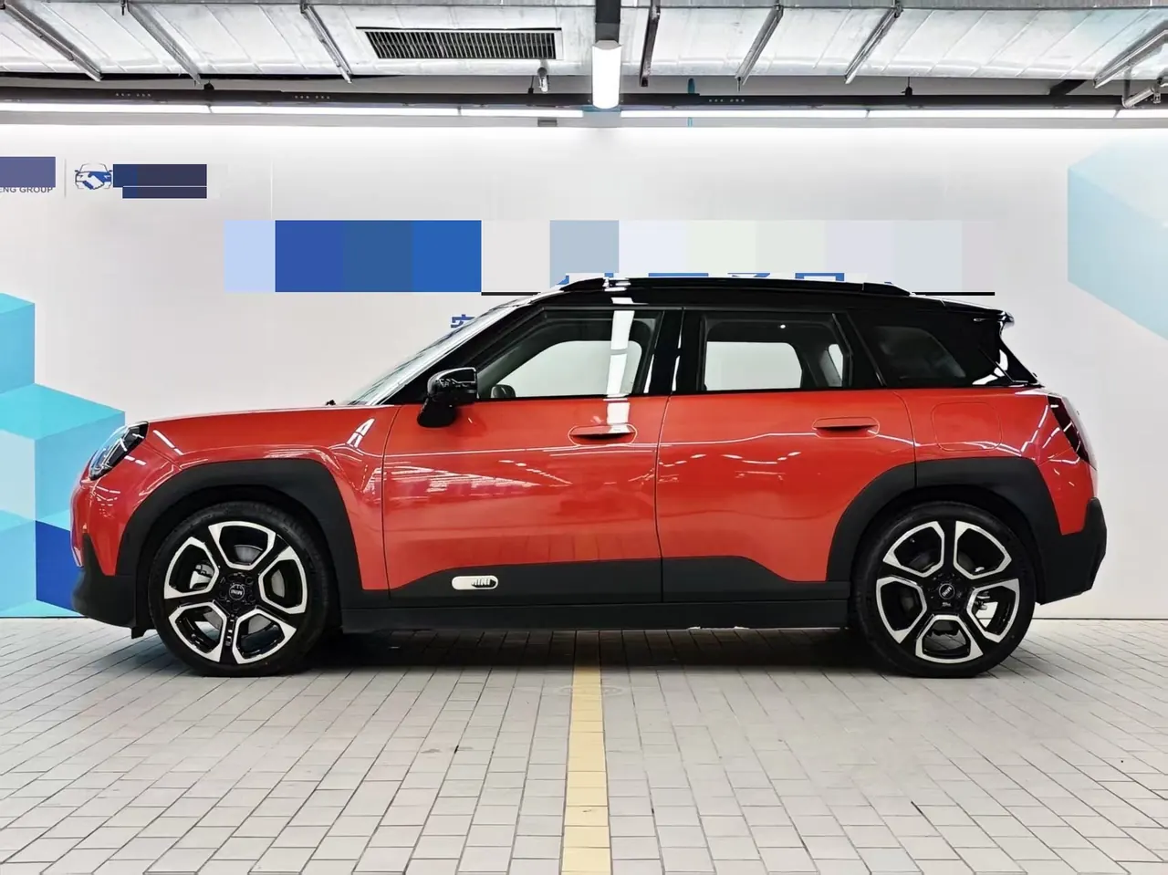 MINI 2024 Aceman SE Aceman SE Artist Automatic 3