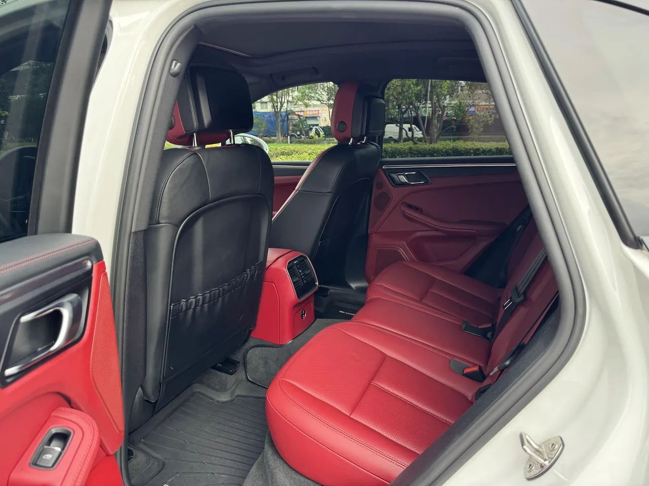 Porsche Macan (Imported) 2022 Macan 2.0T Automatic Gear 4