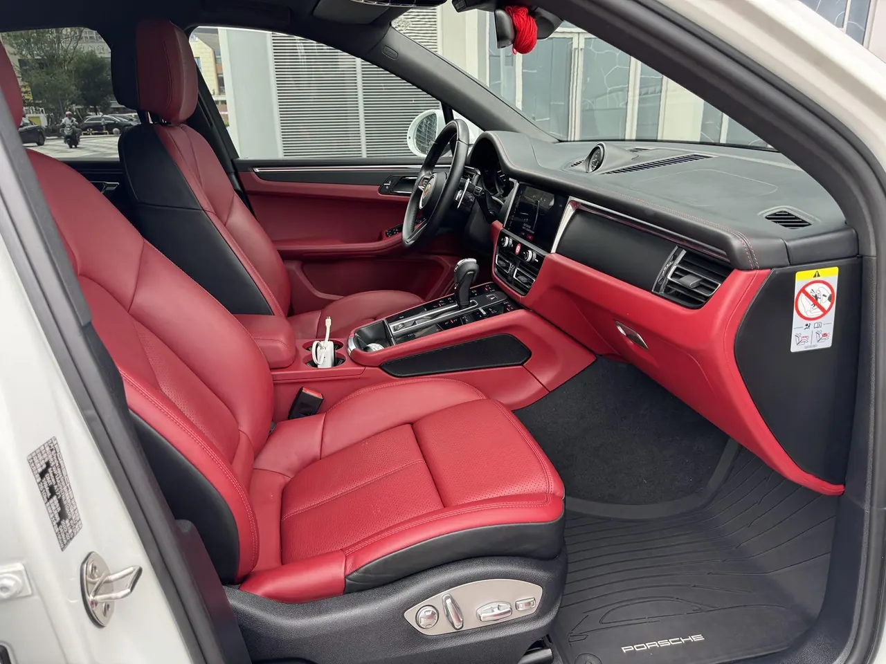 Porsche Macan (Imported) 2022 Macan 2.0T Automatic Gear 6
