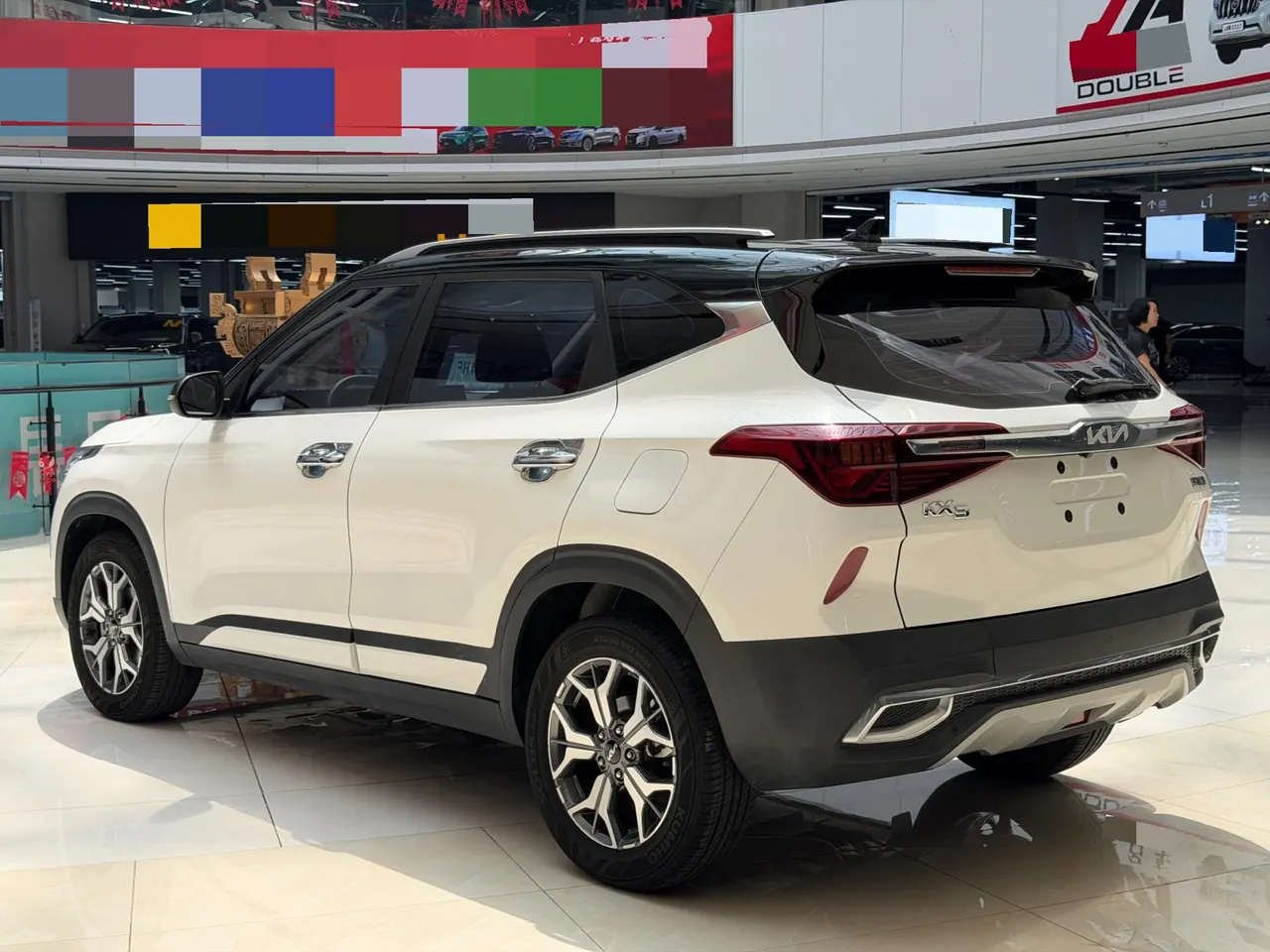 Kia 2021 KX3 (Aopao) 1.5 Stepless Trend Edition Automatic Gear 17